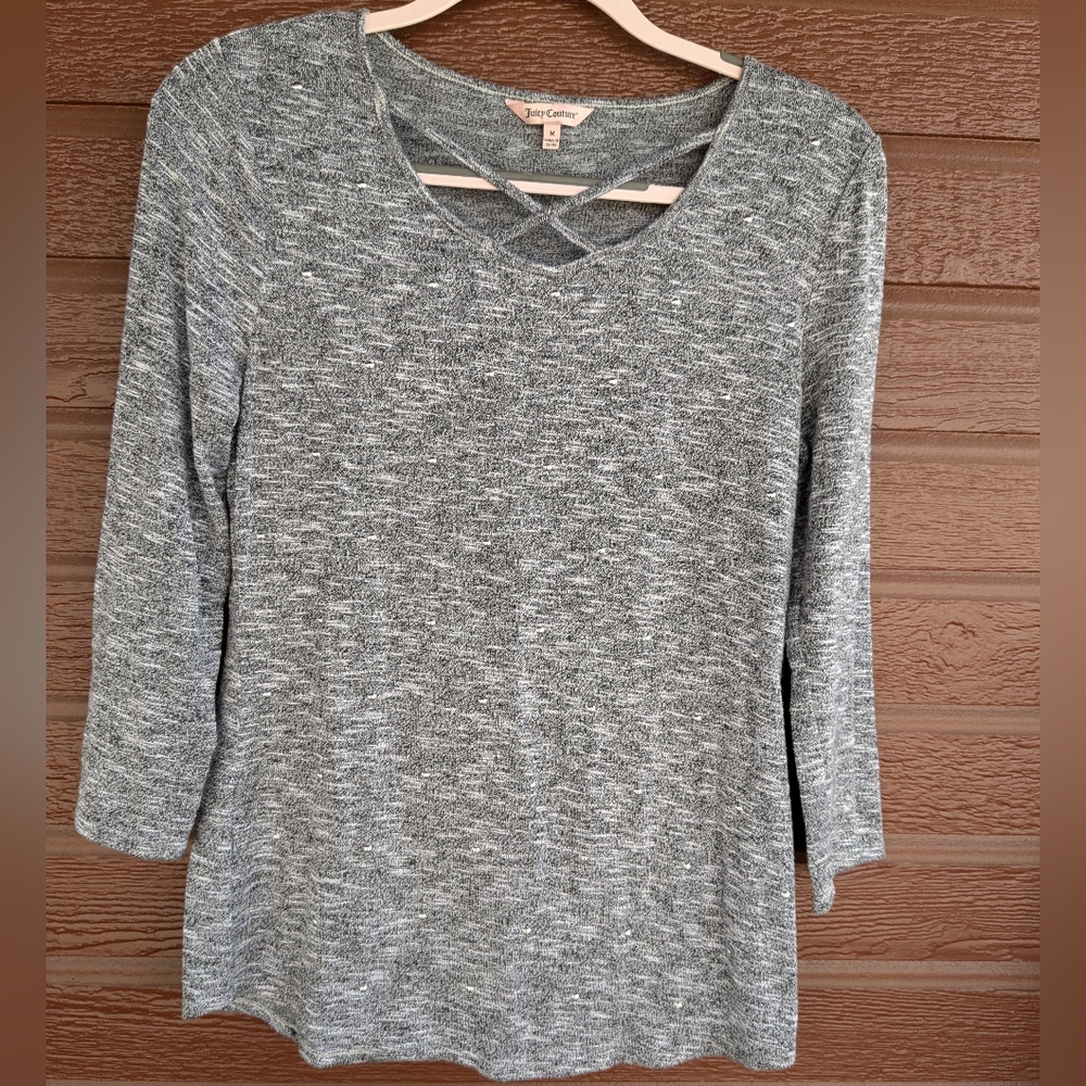 🖖 Juicy Couture 🖖 criss cross 3/4 sleeve embellished top